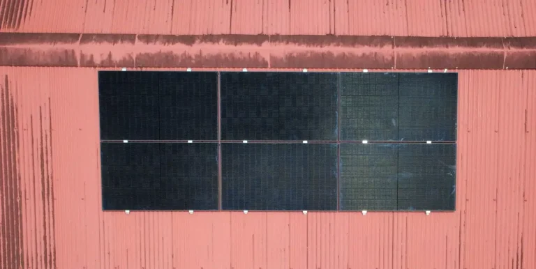 Installation de panneaux solaires de 3 kWc réalisée par Yanasuntec à Montsinéry-Tonnégrande, Guyane (2025)