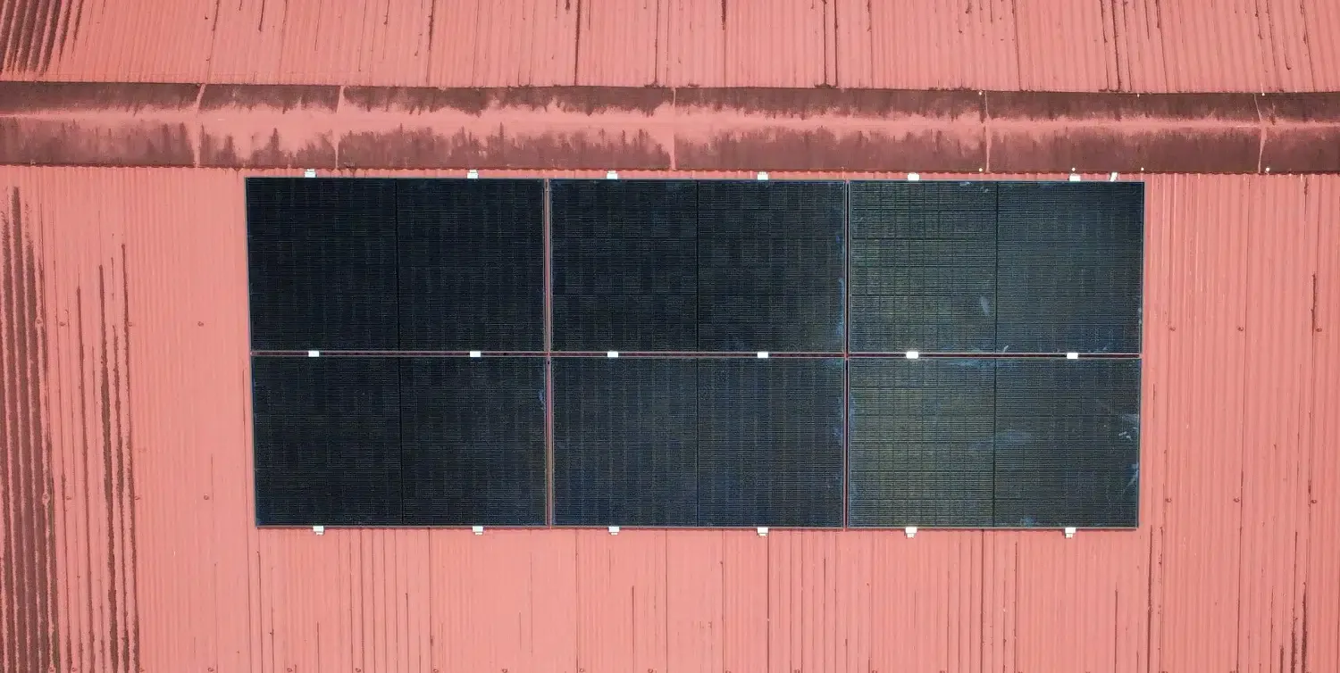 Installation de panneaux solaires de 3 kWc réalisée par Yanasuntec à Montsinéry-Tonnégrande, Guyane (2025)